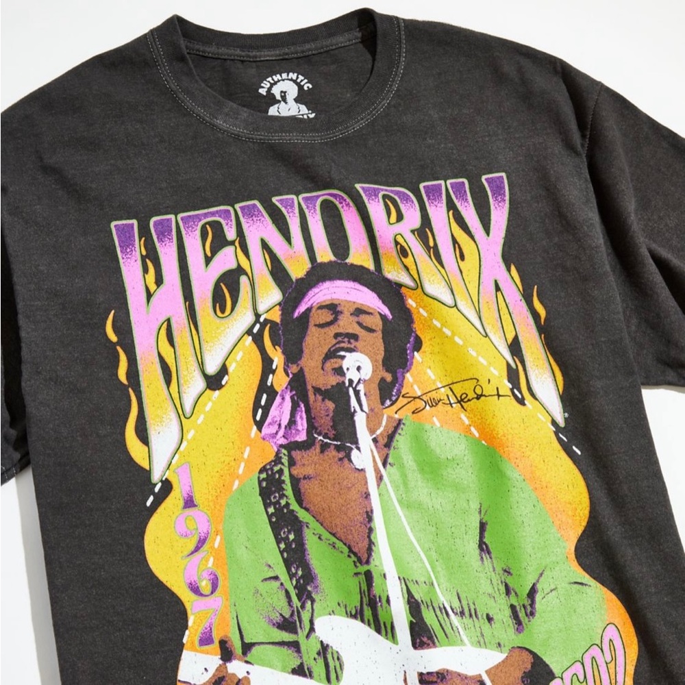 NWT Jimi Hendrix Are You Experienced Band Graphic T-shirt, Small